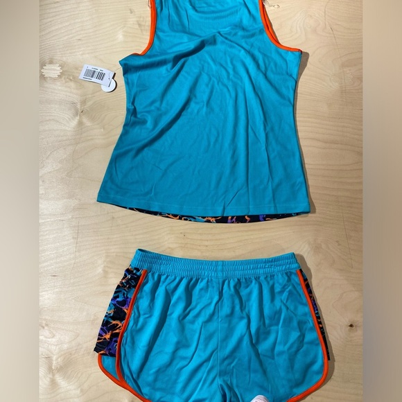 Activewear by Jennifer Lauren Short Set Large (IW) - Picture 8 of 11